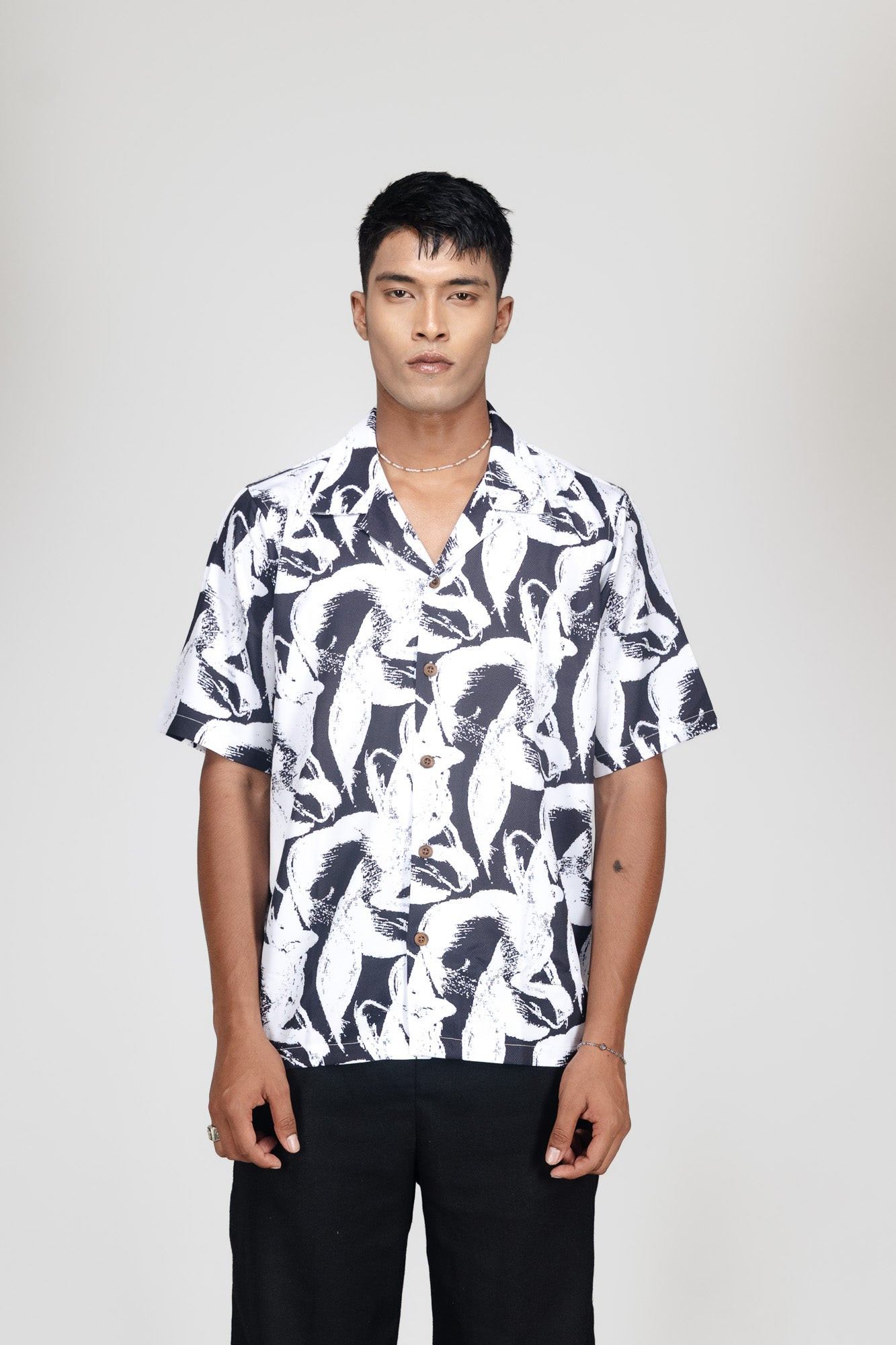 OBSIDIAN DRIFT– FOG BLACK SHIRT - DEER & DOE