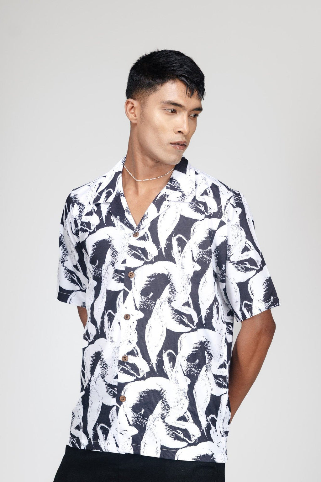 OBSIDIAN DRIFT– FOG BLACK SHIRT - DEER & DOE