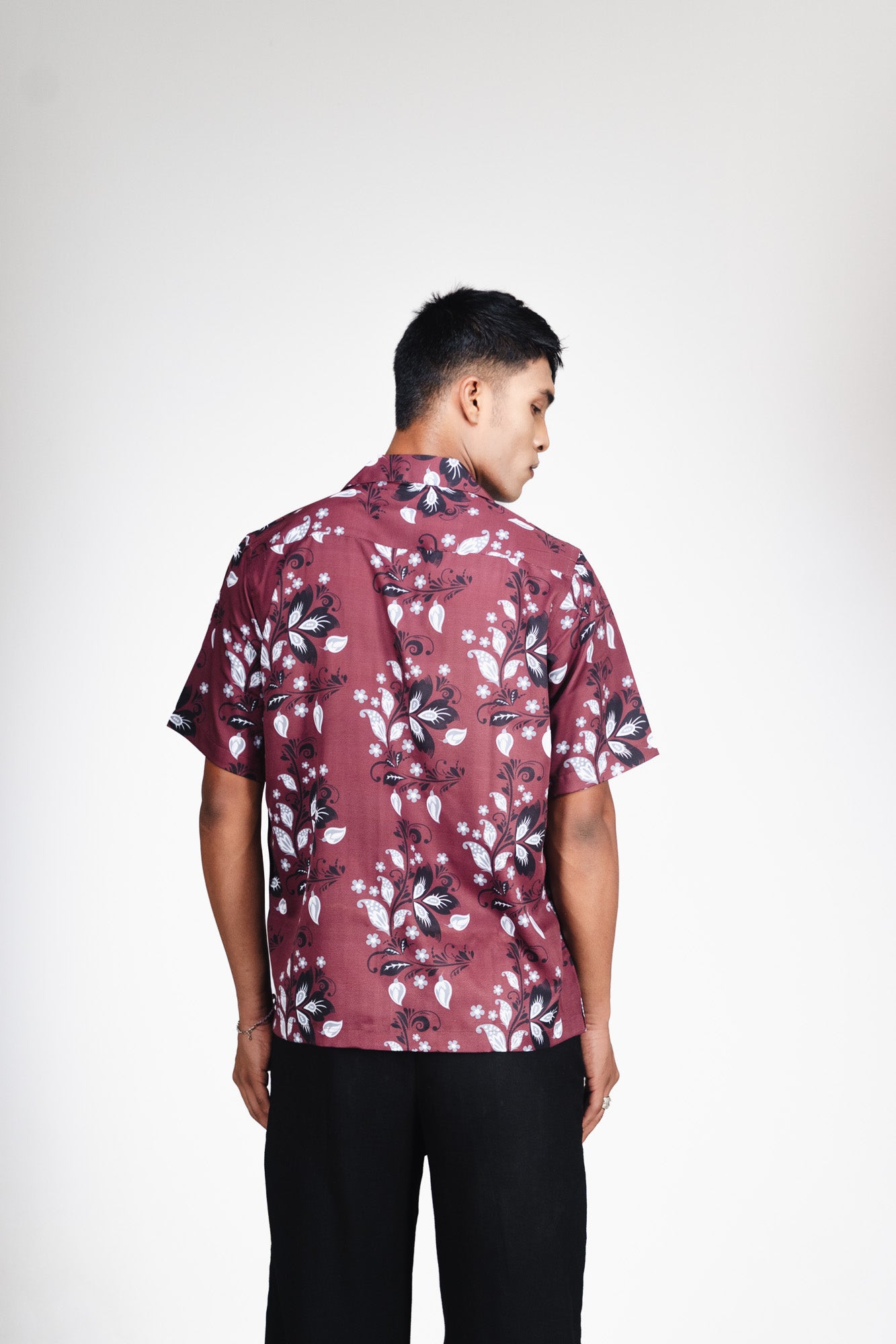 TROPIVANA-LEAF MAROON SHIRT